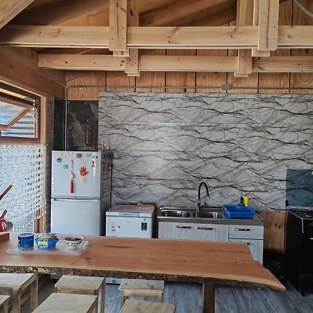 Cabana "Sur Patagonico" Пуерто Наталес Екстериор снимка